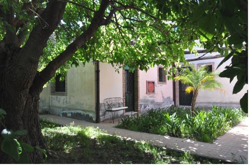 Imagen de la habitación del Antico Borgo Etneo Agriturismo. Foto 15