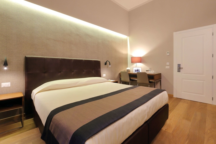 Imagen de la habitación del Antico Centro Suites. Foto 11