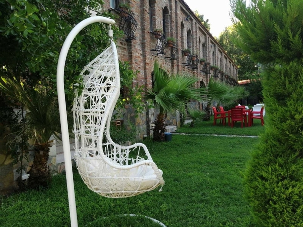 Imagen de los exteriores del Antik Manastir Butik Otel. Foto 11
