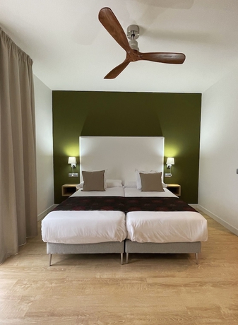 Imagen de la habitación del Añoreta Suites. Foto 10