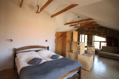 Imagen de la habitación del Apaga Resort. Foto 15