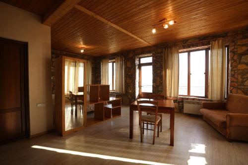 Imagen de la habitación del Apaga Resort. Foto 17