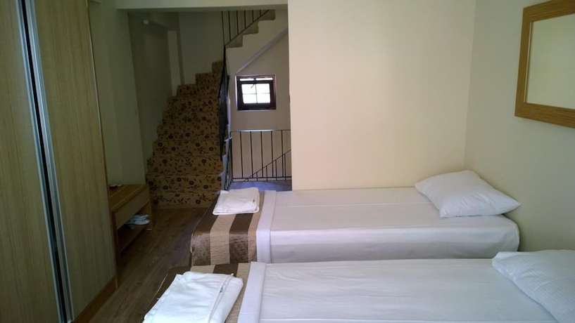 Imagen de la habitación del Apameia Hotel. Foto 12