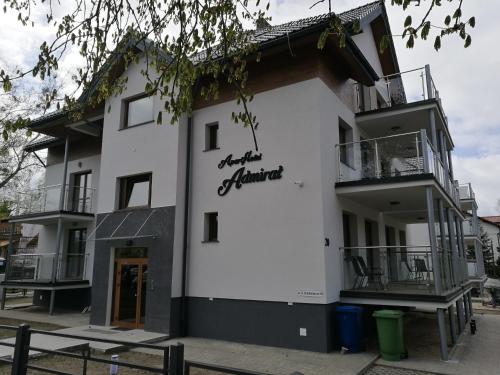 Imagen general del ApartHotel Admirał. Foto 8