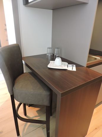 Imagen de la habitación del Apart-Hotel Wiesbaden. Foto 4