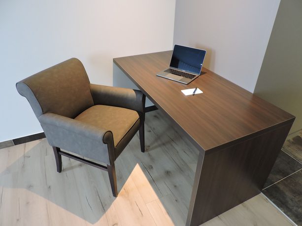 Imagen de la habitación del Apart-Hotel Wiesbaden. Foto 13