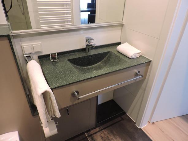 Imagen de la habitación del Apart-Hotel Wiesbaden. Foto 14