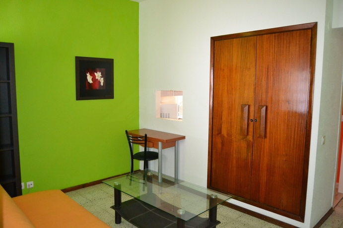 Imagen de los interiores del Apartamento Playa Canteras. Foto 11