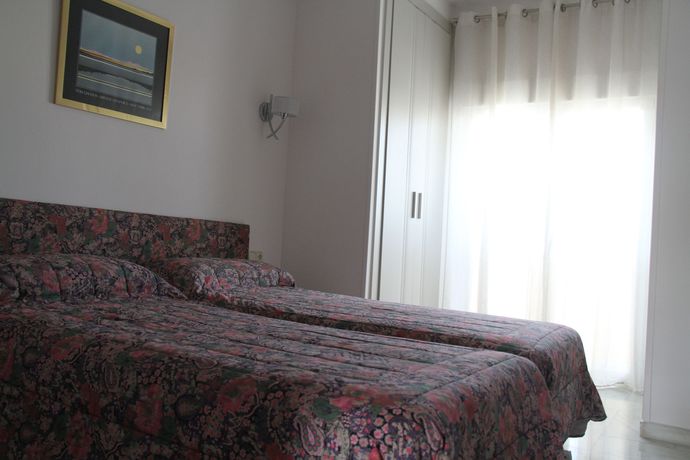 Imagen de la habitación del Apartamento en Puerto Marina B32. Foto 3