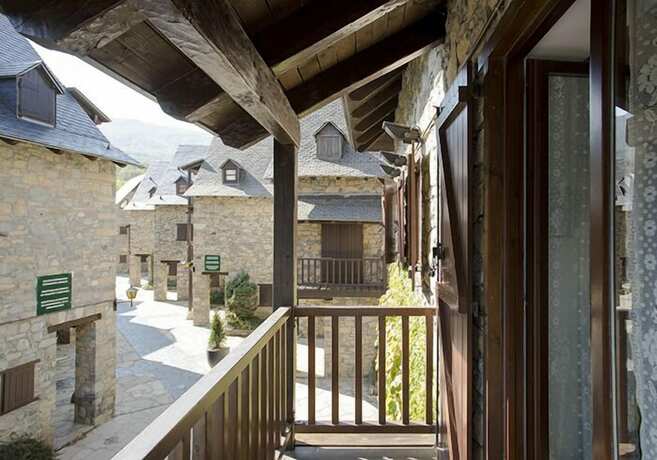 Imagen general del Apartamentos Linsoles. Foto 9