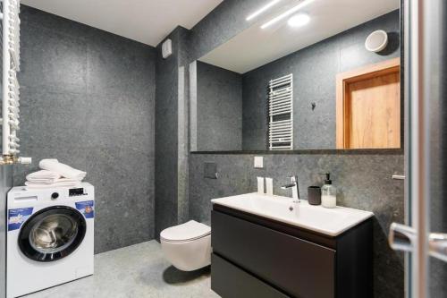 Imagen de la habitación del Apartamenty AKCES Kasprowicza 20C - BASEN I PARKING W CENIE, MOŻLIWOŚĆ ŚNIADAŃ. Foto 19