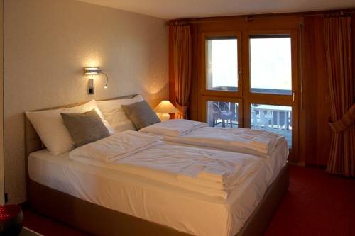 Imagen de la habitación del Aparthotel Ambassador. Foto 2