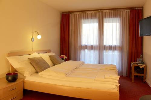 Imagen de la habitación del Aparthotel Ambassador. Foto 5