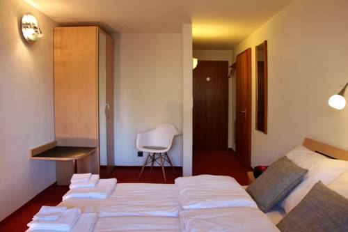 Imagen de la habitación del Aparthotel Ambassador. Foto 8