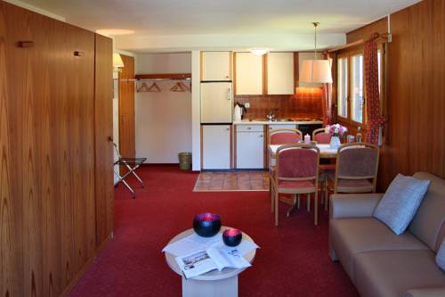Imagen de la habitación del Aparthotel Ambassador. Foto 14