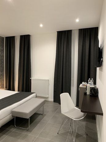 Imagen de la habitación del Aparthotel Bossi. Foto 17