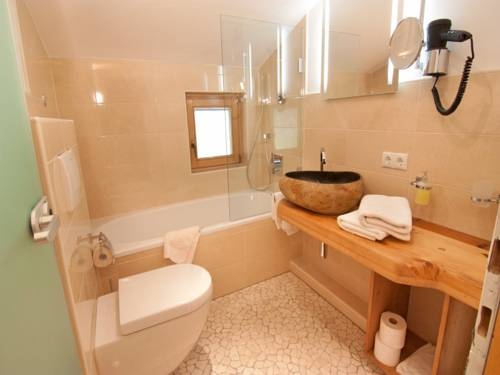 Imagen general del Aparthotel Kr&ouml;sbacher. Foto 20