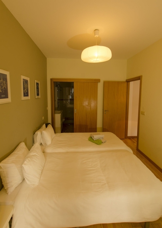 Imagen de la habitación del Aparthotel Oporto Sol. Foto 5