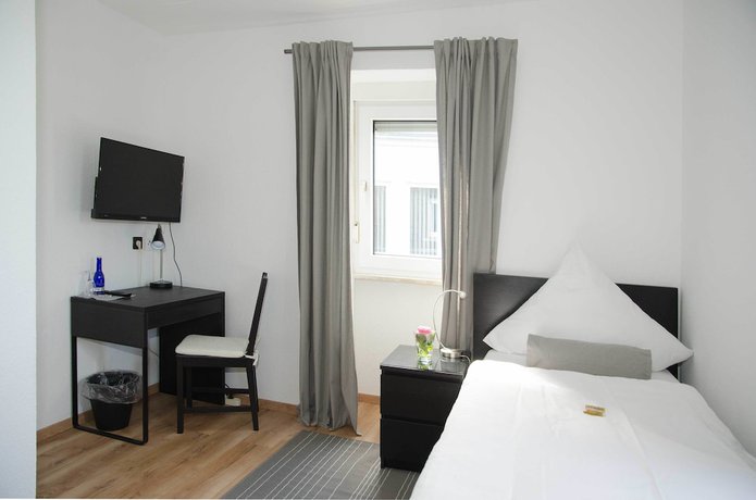 Imagen de la habitación del Aparthotel Paradies. Foto 19