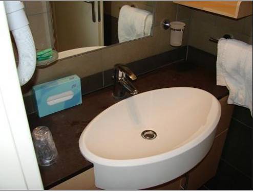 Imagen de la habitación del Aparthotel Royal. Foto 3