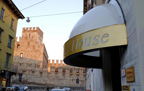 Imagen general del Aparthotel Verona House. Foto 2