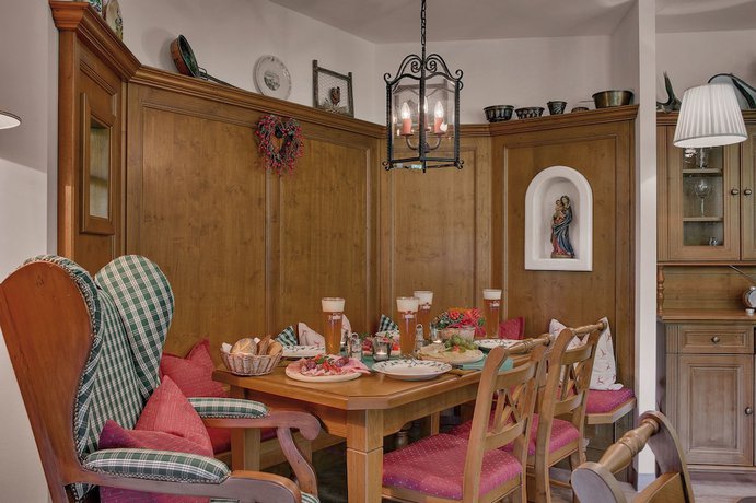Imagen del bar/restaurante del Aparthotel am Sonnenhuegel. Foto 4