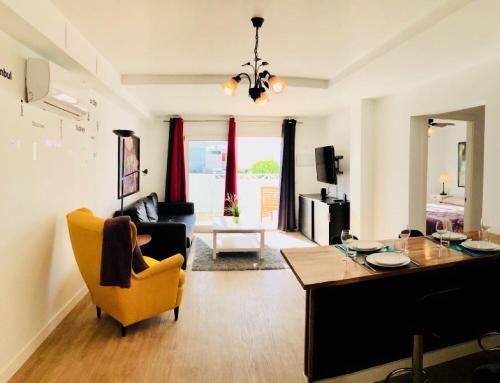 Imagen general del Apartment Mariposa With Pool, Smart Tv, Wifi & Air Conditioning In Playa Honda. Foto 4