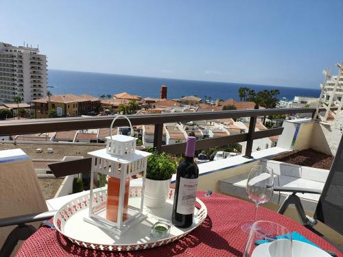 Imagen general del Apartment Pueblo Canario, Fantastic Sea View, Balcony, Only 450 M To The Beach, Wifi. Foto 2