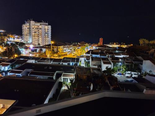 Imagen general del Apartment Pueblo Canario, Fantastic Sea View, Balcony, Only 450 M To The Beach, Wifi. Foto 4