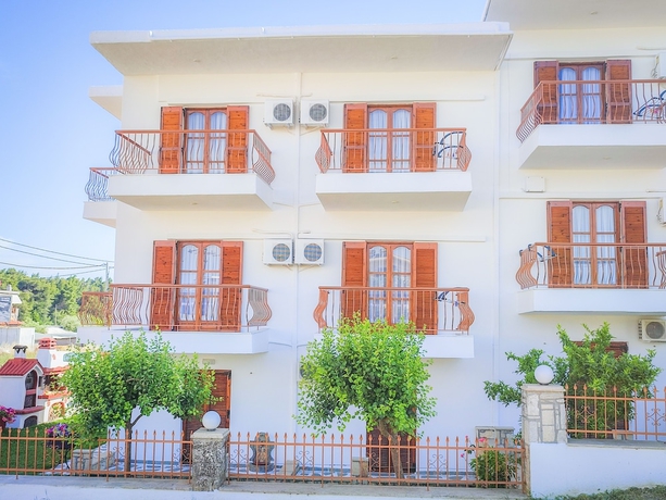 Imagen general del Apartments Eytyxia. Foto 4