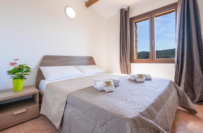 Imagen de la habitación del Apartments with common swimming pool in Costa Paradiso. Foto 1