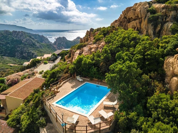 Imagen de la piscina del Apartments with common swimming pool in Costa Paradiso. Foto 16