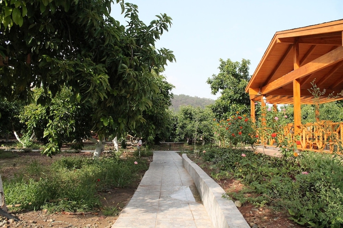 Imagen de los exteriores del Apella Hotel. Foto 11
