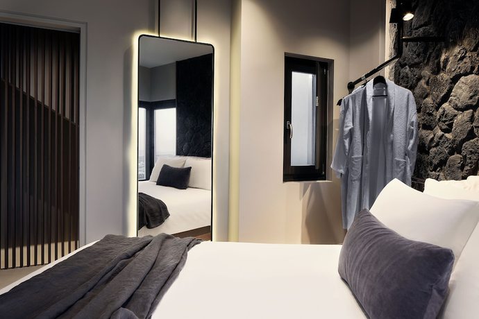 Imagen de la habitación del Apikia Santorini. Foto 7