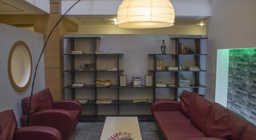 Imagen de los interiores del Aplus Edirne. Foto 16
