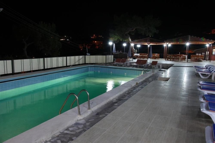Imagen de la piscina del Apollon Hotel, Patara. Foto 13