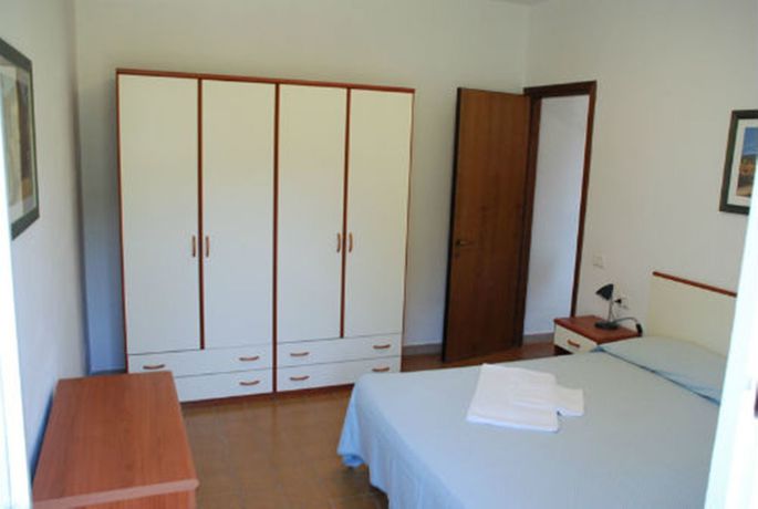 Imagen de los exteriores del Appartamenti Elbamar Lacona. Foto 14