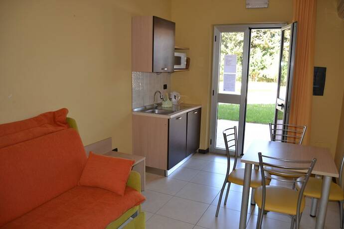 Imagen de la habitación del Appartamenti La Marina. Foto 11