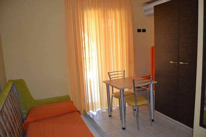 Imagen de la habitación del Appartamenti La Marina. Foto 12