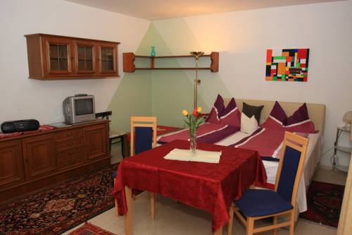 Imagen de la habitación del Appartements Und Private Fr&uuml;hst&uuml;ckspension Hofherr. Foto 5