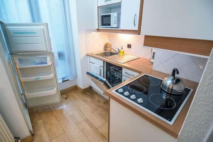 Imagen de la habitación del Apparth&ocirc;tel Privilodges Grenoble Chateau Perrin. Foto 5