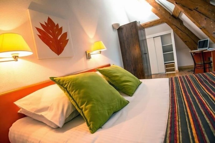 Imagen de la habitación del Apparth&ocirc;tel Privilodges Grenoble Chateau Perrin. Foto 10