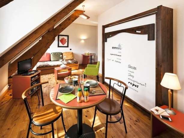 Imagen de la habitación del Apparth&ocirc;tel Privilodges Grenoble Chateau Perrin. Foto 16
