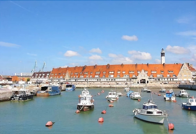 Imagen de los exteriores del Appart'h&ocirc;tel Tudor. Foto 15