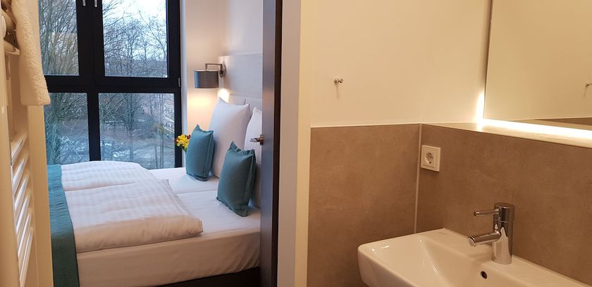 Imagen de la habitación del Apricot Hotel. Foto 5