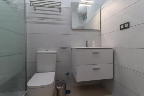 Imagen de la habitación del Aptos Bello Lanzarote. Foto 18