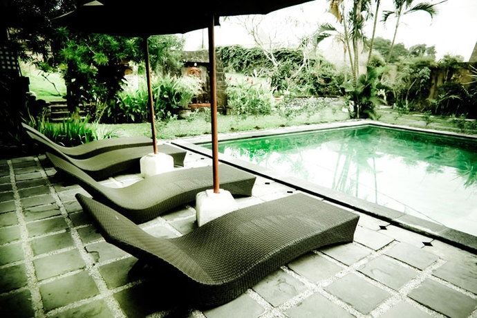 Imagen de la piscina del Aqua Bali Villa. Foto 12