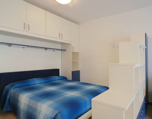Imagen de la habitación del Aqua Marina Olympic Exclusive Suites. Foto 11