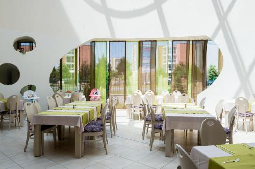 Imagen general del Aqua Nevis Hotel & Aqua Park - All Inclusive. Foto 6