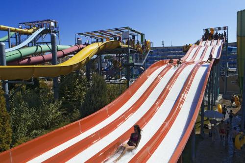 Imagen general del Aqua Nevis Hotel & Aqua Park - All Inclusive. Foto 15